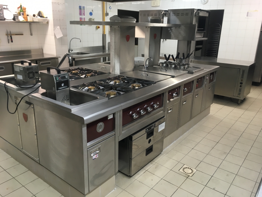 CUISINES PROFESSIONNELLES